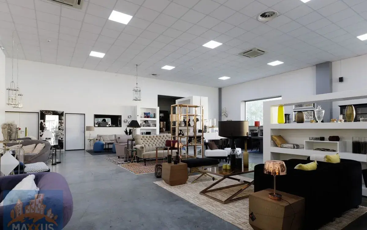Pronájem obchodních prostor/showroomu (259,12 m2), SHOP PARK