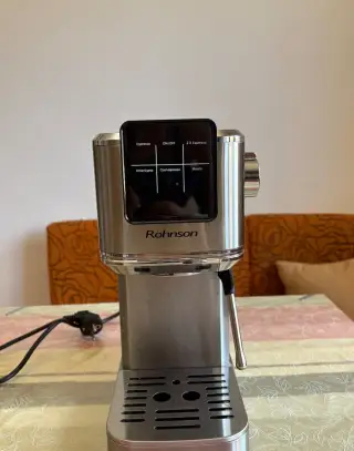 Pákový kávovar Rohnson R-98016 Hot & Cold