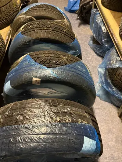 zimní pneu Pirelli Scorpion Winter 285/45 R21