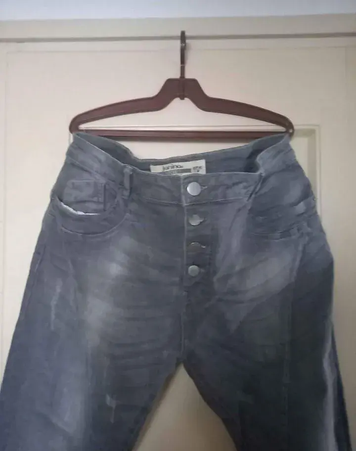 nové dámské šedé vel EUR 42 L30 Janina Denim Loose