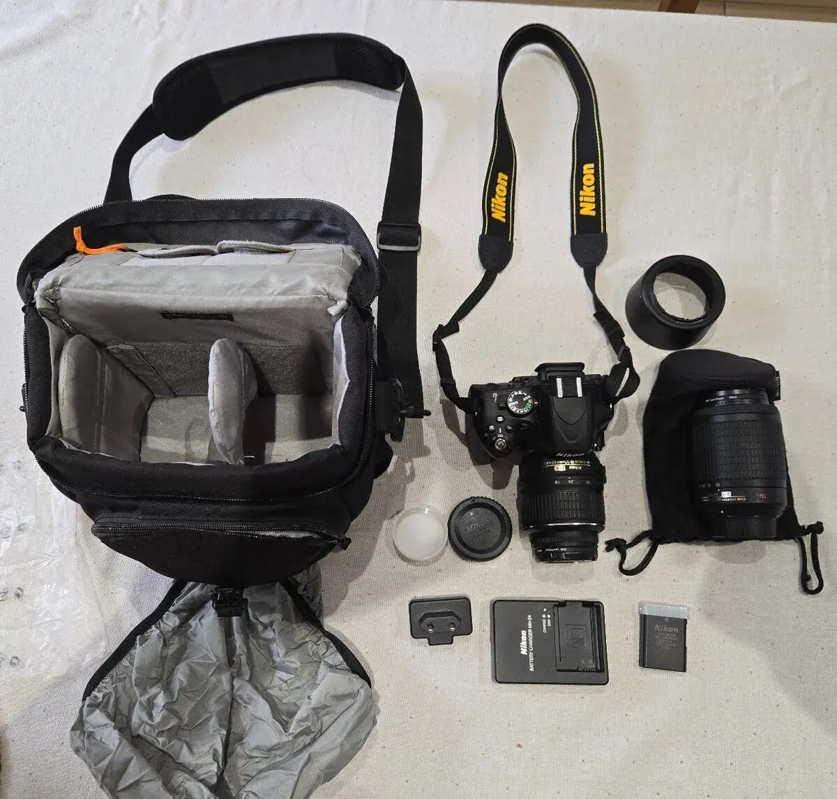 Nikon 5100 + další objektiv a příslušenství