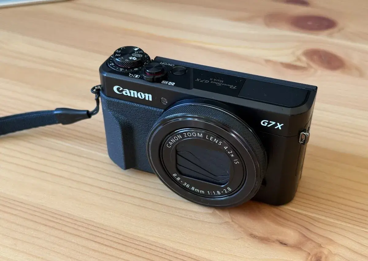 Canon PowerShot G7 X Mark II + 32GB karta