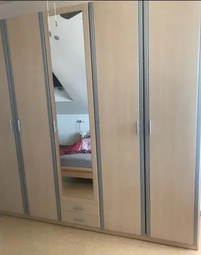 Velká skříň