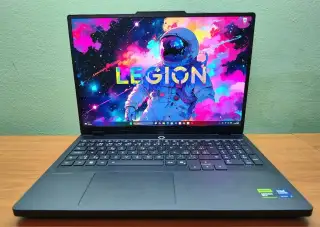 Nový Legion 5 Pro,RTX-5070ti,Ultra-9,Oled-2,5K,2TB,32gb Záru