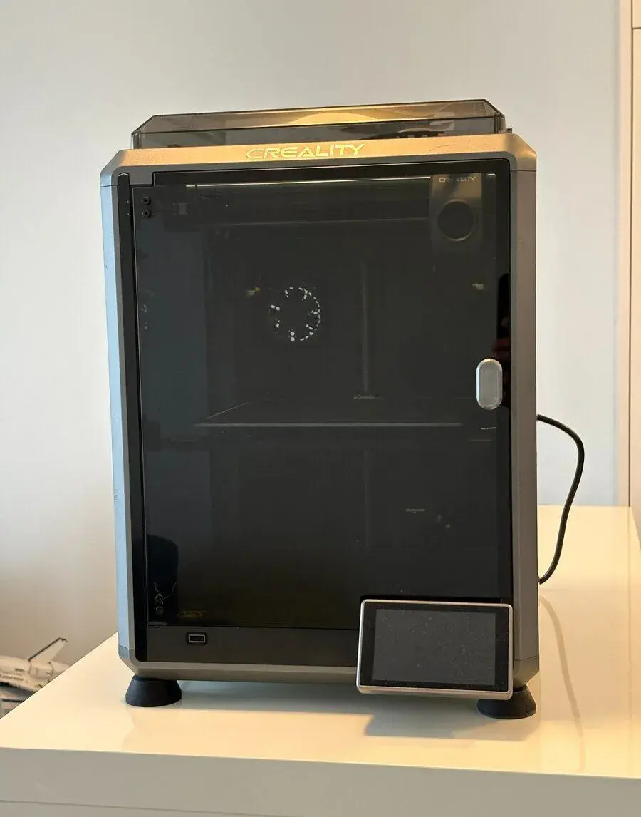 3D tiskárna Creality K1 – rychlá, uzavřená, 600 mm/s