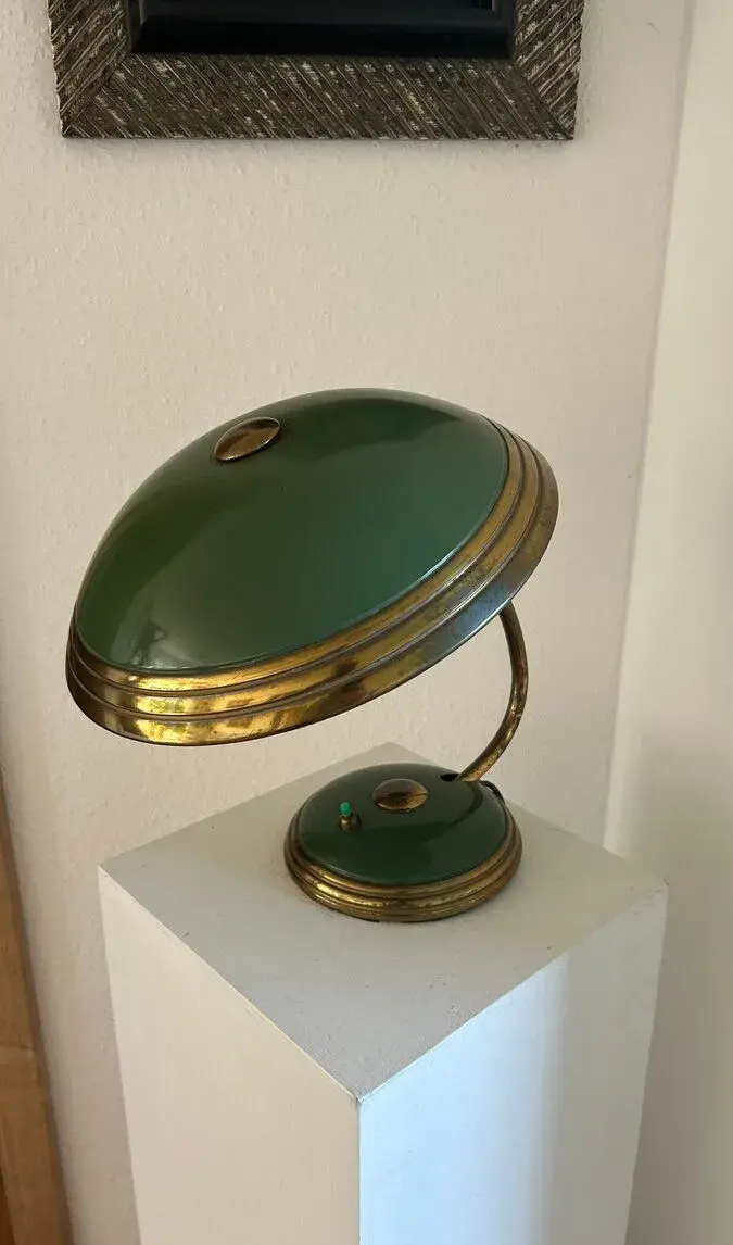 Stolní lampa