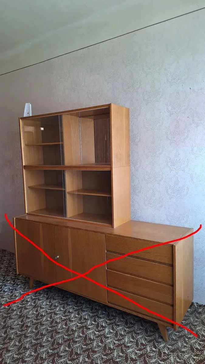 Zachovalá dýhovaná sektorová retro knihovna