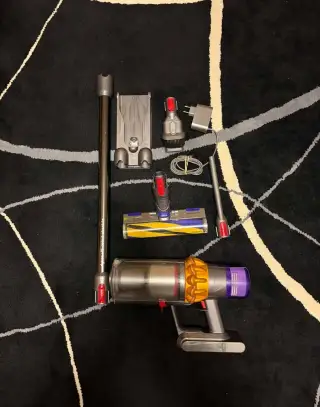 -Použitý- vysavač Dyson V15 Detect Absolute - 2023