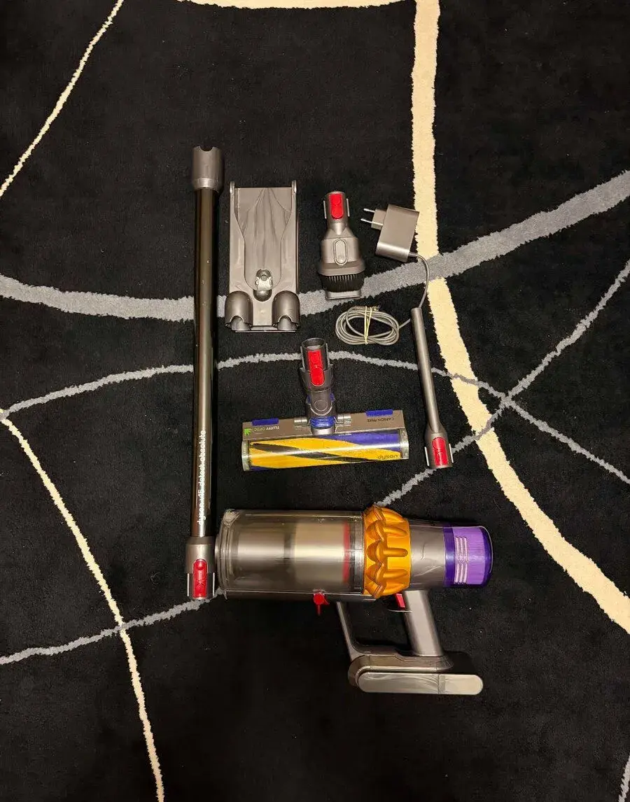 -Použitý- vysavač Dyson V15 Detect Absolute - 2023