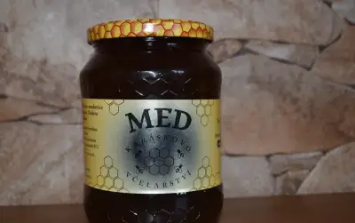 Včelí med