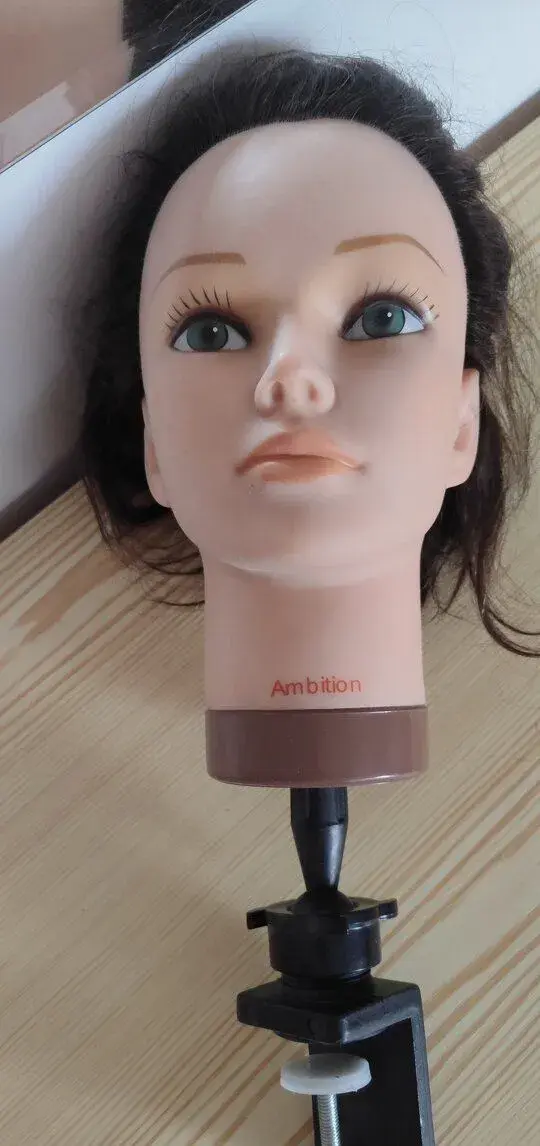 Česací hlavu pro obor kadeřník