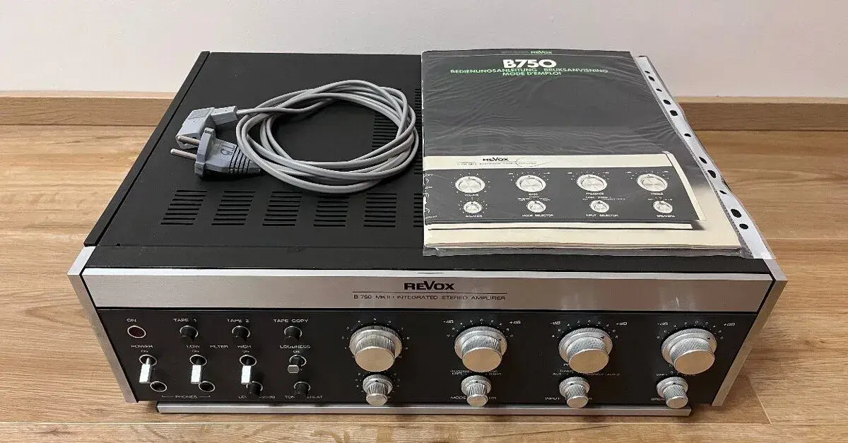 Zesilovač Revox B750 MkII