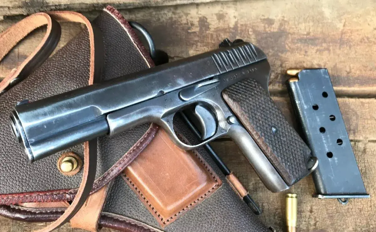 Pistole Tokarev TT33, r. 1945, CCCP - Izhevsk.