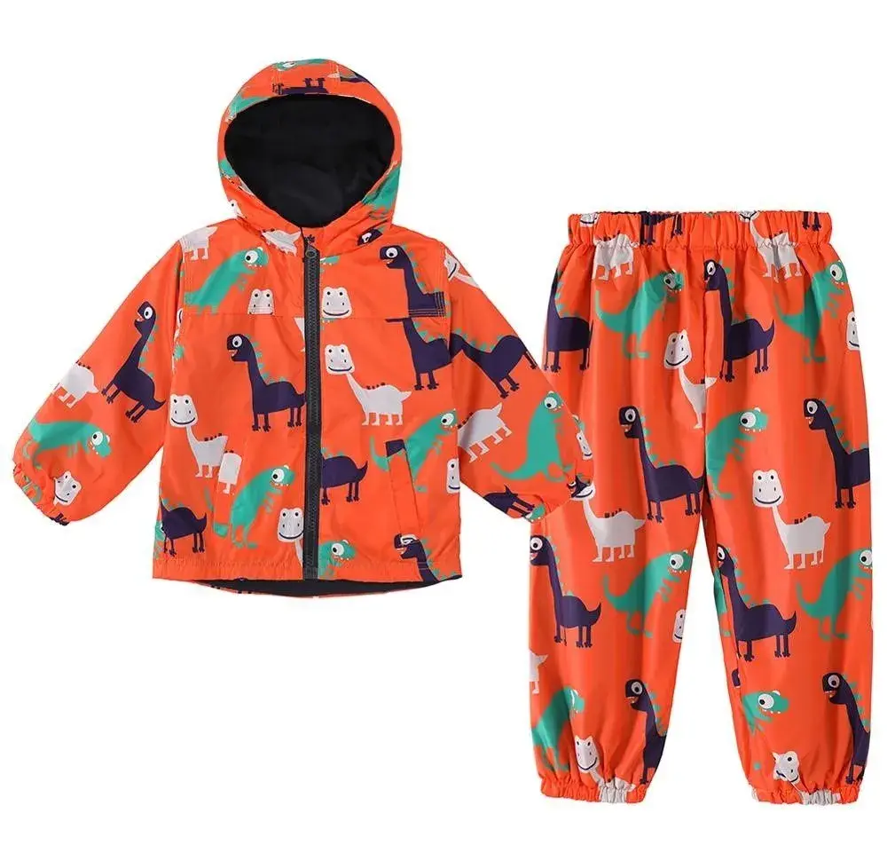Nový nepromokavý zateplený Dino set, vel.98/104