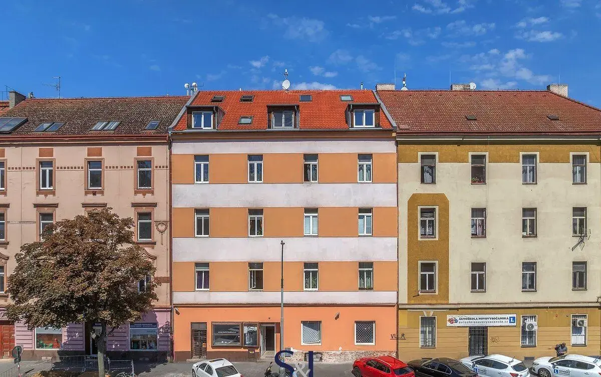 Prodej komerčních prostor 222 m², Praha - Vysočany