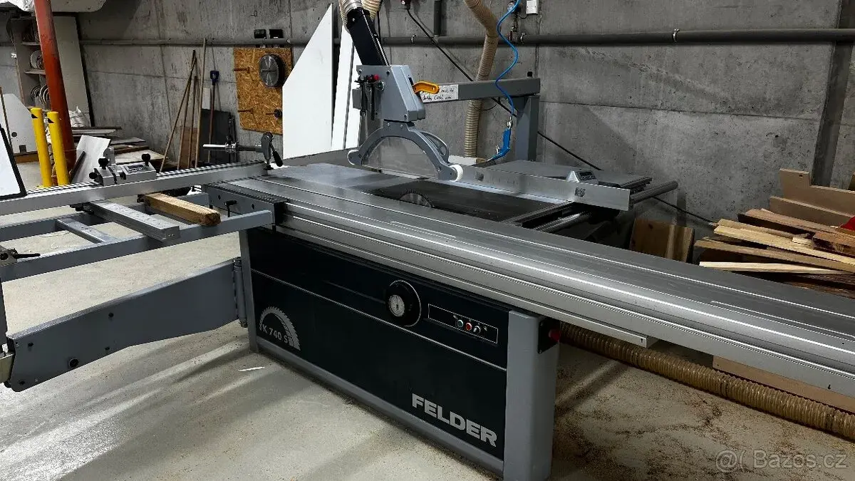 Formátovací pila Felder K740S s předřezem r.v. 2022