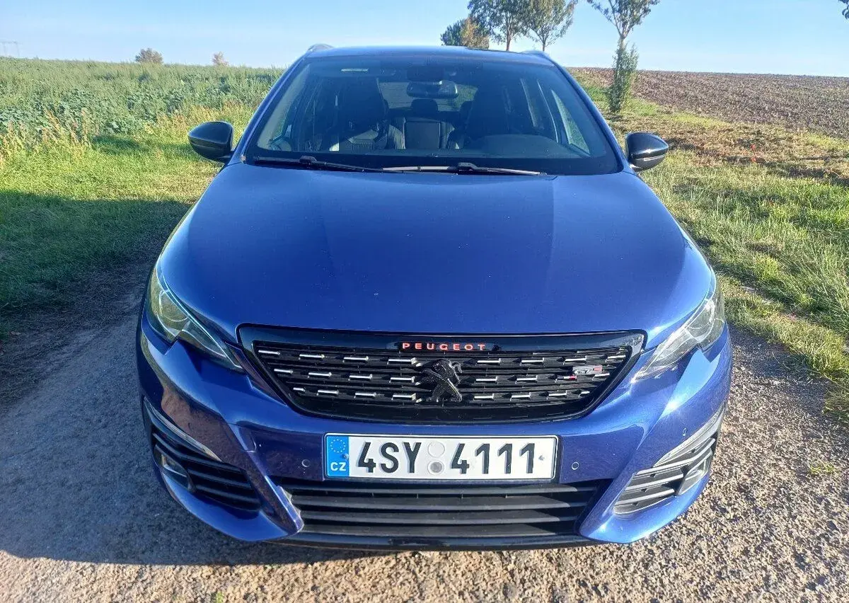 Peugeot 308 – 2015, 270 000 km