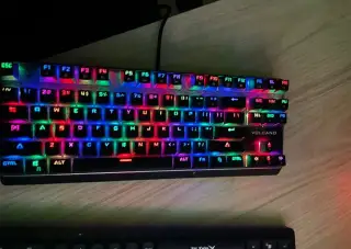 Klavesnica Modecom VOLCANO - mechanicka (blue switch)
