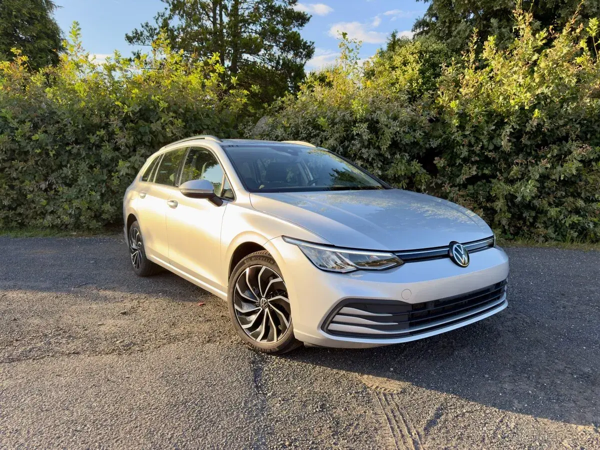 Volkswagen Golf – 2023, 110 000 km