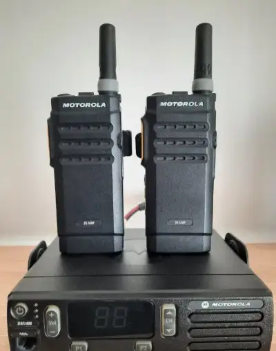 Motorola SL1600 VHF + DM1400 VHF DMR – komplet