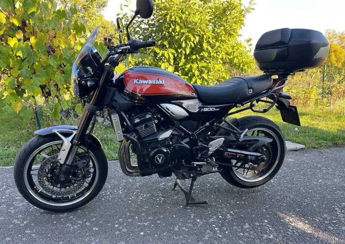 Kawasaki Z900RS, r.v. 2019, 29tkm, servisní knížka
