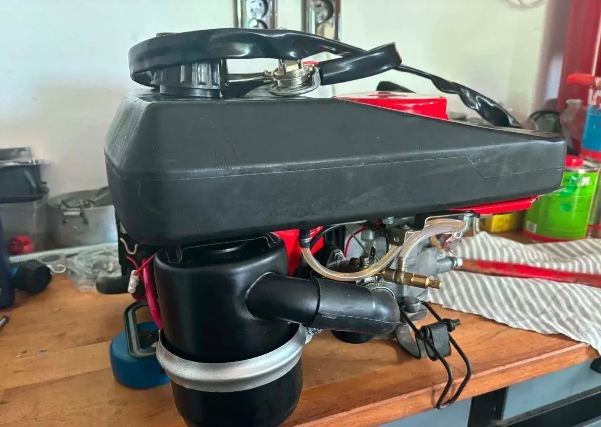 Tera Vari Jikov motor 2t