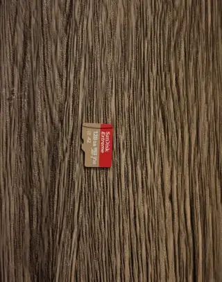 SANDISK microSDXC 128GB Extreme + Rescue PRO Deluxe + SD ada