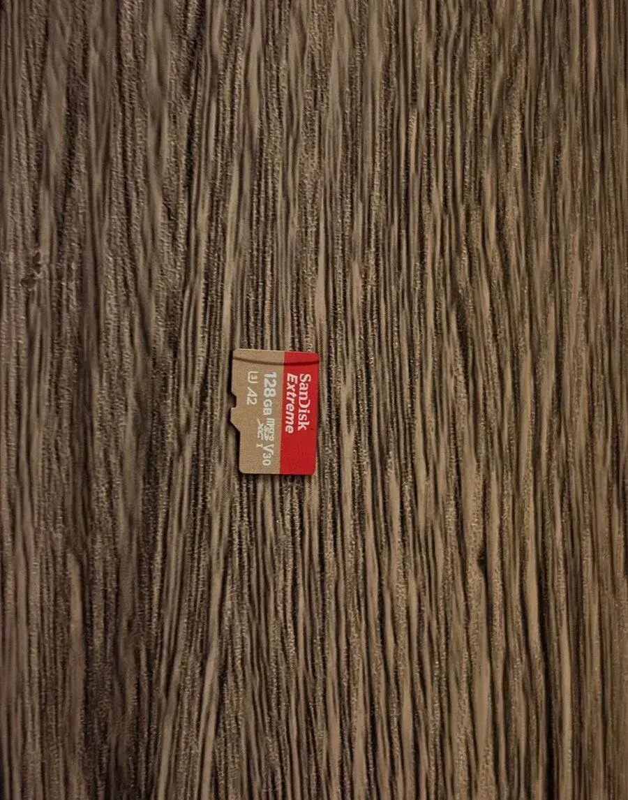 SANDISK microSDXC 128GB Extreme + Rescue PRO Deluxe + SD ada