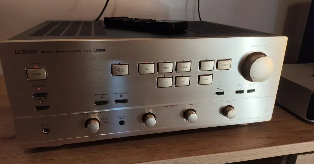 Luxman A-383 (Absolutní stav / Sběratelský kus)