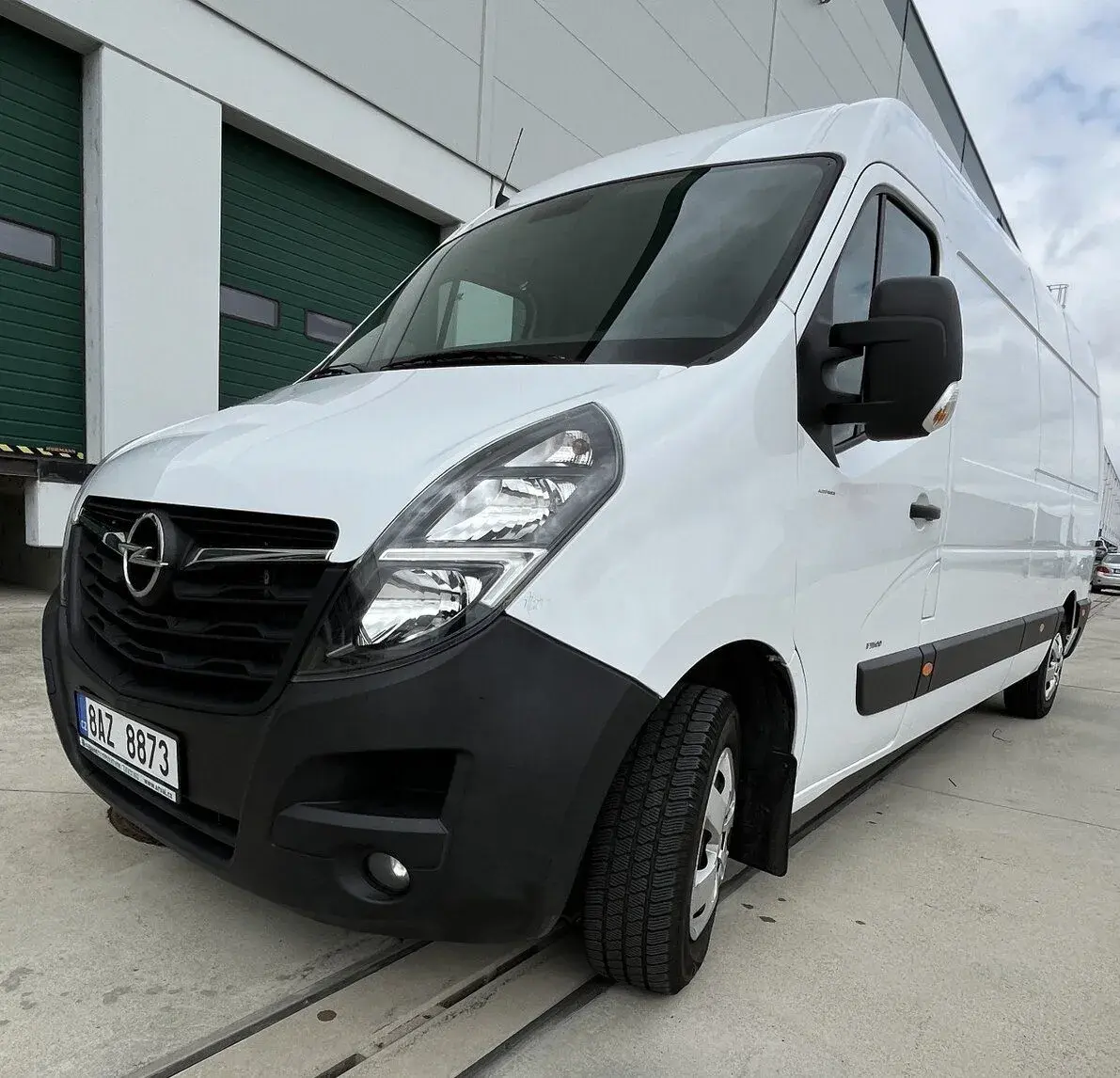 K pronájmu Opel Mowano 2020 velikost L3H2