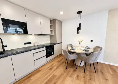 Moderní byt 2+kk po kompletní rekonstrukci – Praha 5, Zličín