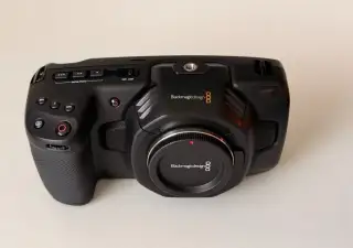 Blackmagic Pocket Cinema Camera 4K + Video Assist 7 12G HDR