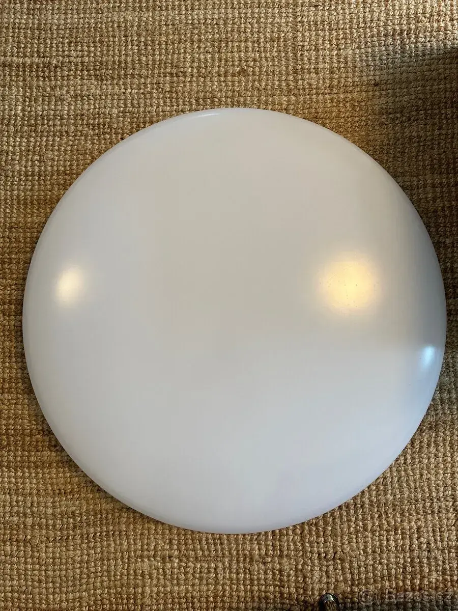 Svitidlo Eglo 75 cm