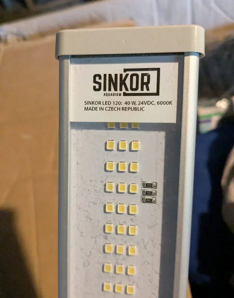 Akvarijní osvětlení sinkor 120 cm