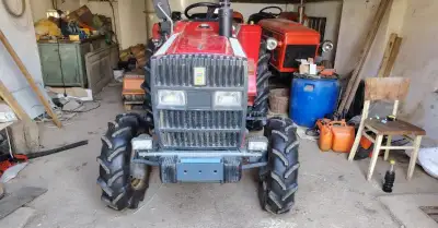 Malotraktor SHIBAURA mulcovačem a sklopným vlekem