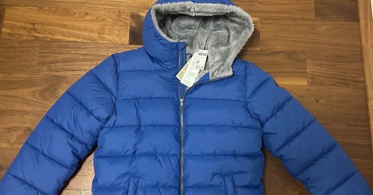 NOVÁ zimní bunda 11-12 let (160 cm) zn. Benetton