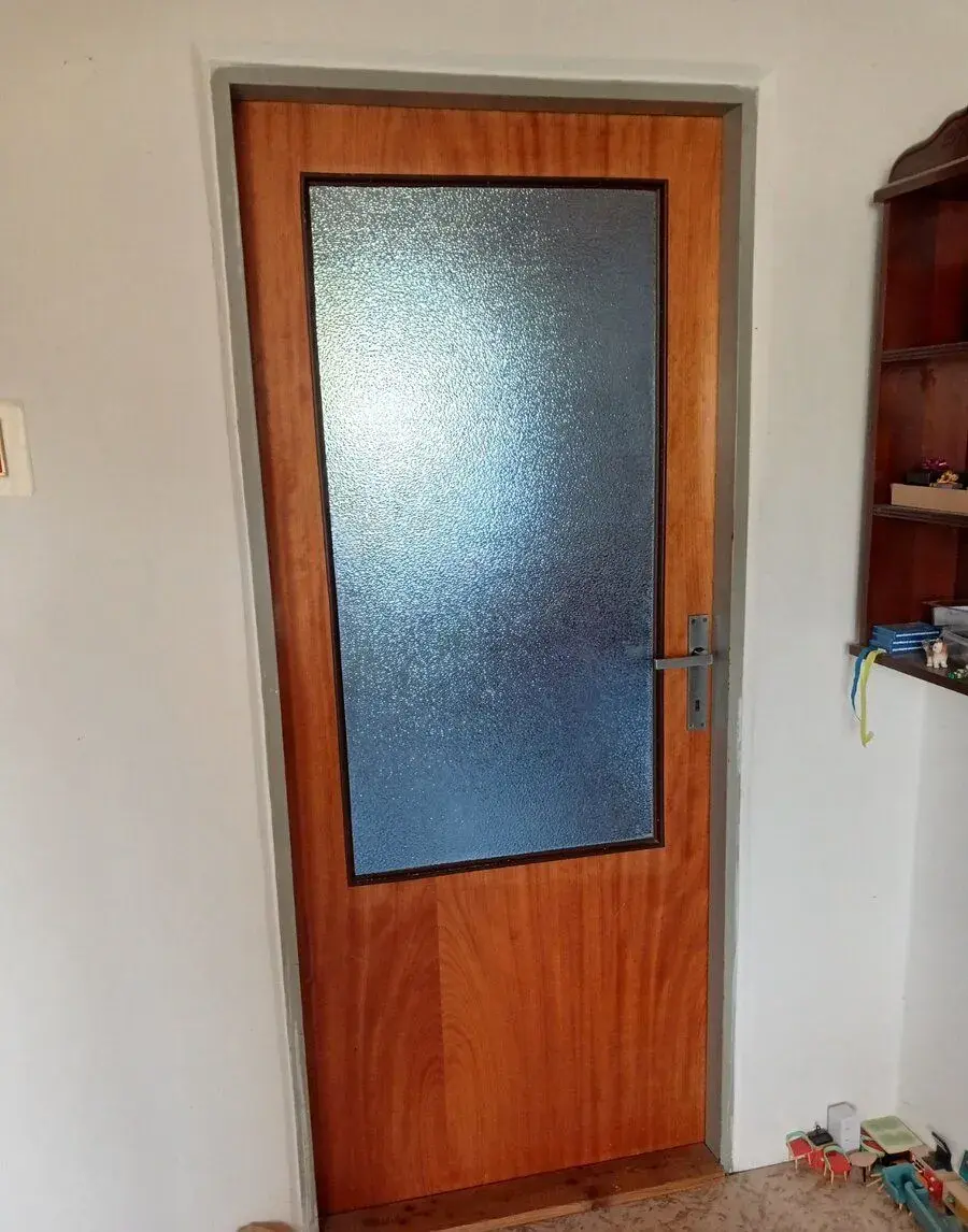 Dveře 80 PRAVÉ