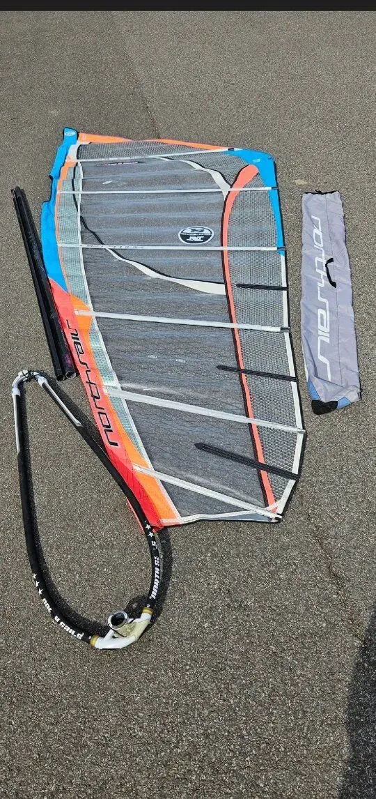 Oplachtění orig. North Sails 6,2 Karb. stěžeň windsurfing