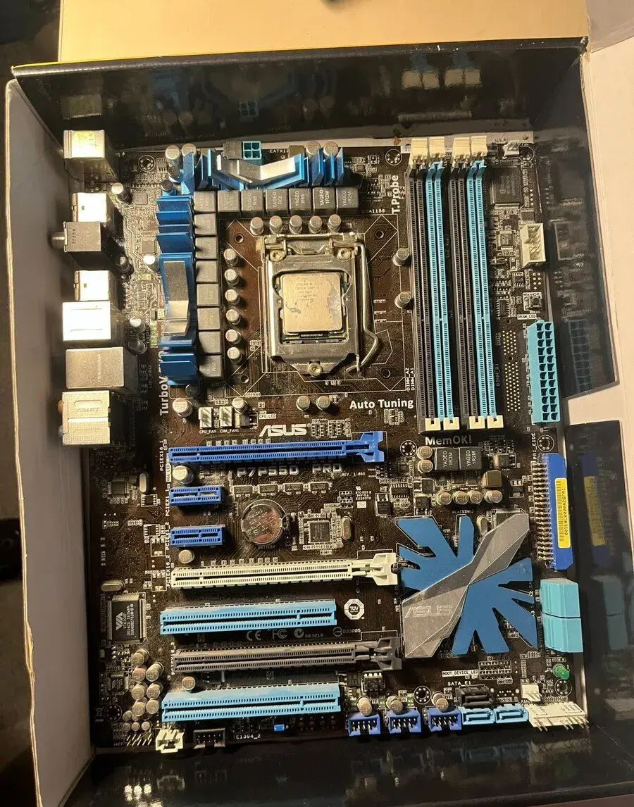 ASUS P7P55D PRO + Intel Core i5-750 + Ramky