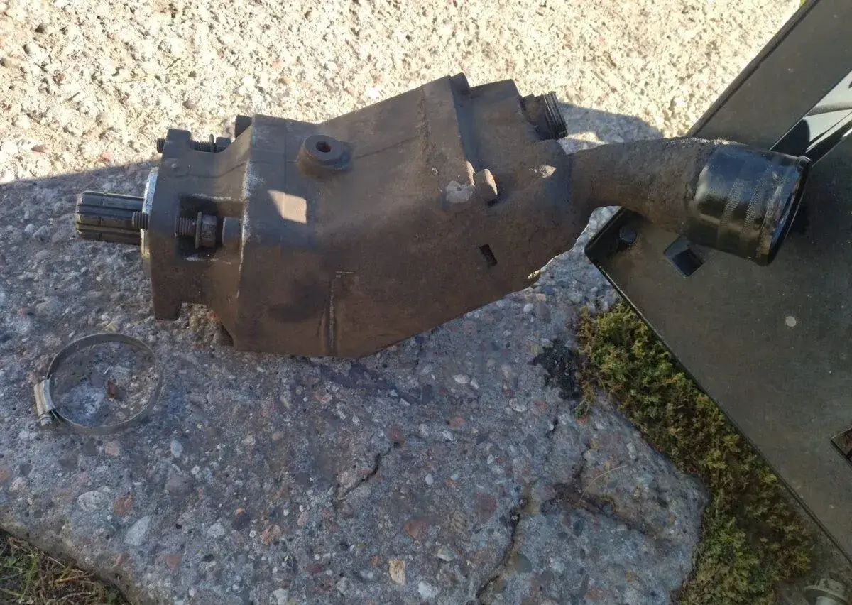 Hydraulické čerpadlo,hydraulický chladič oleje ,nádrž