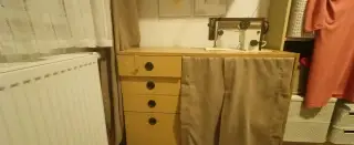Daruji za odvoz šicí stroj