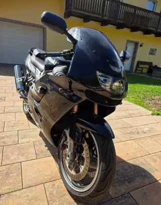 Kawasaki Ninja ZX9R