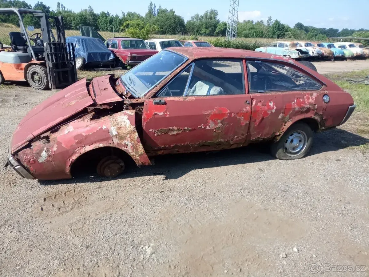 Renault 15