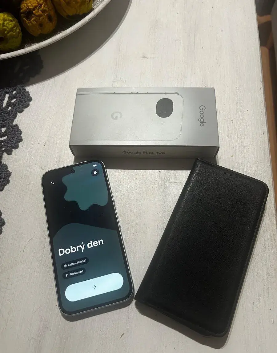 Google pixel 10a