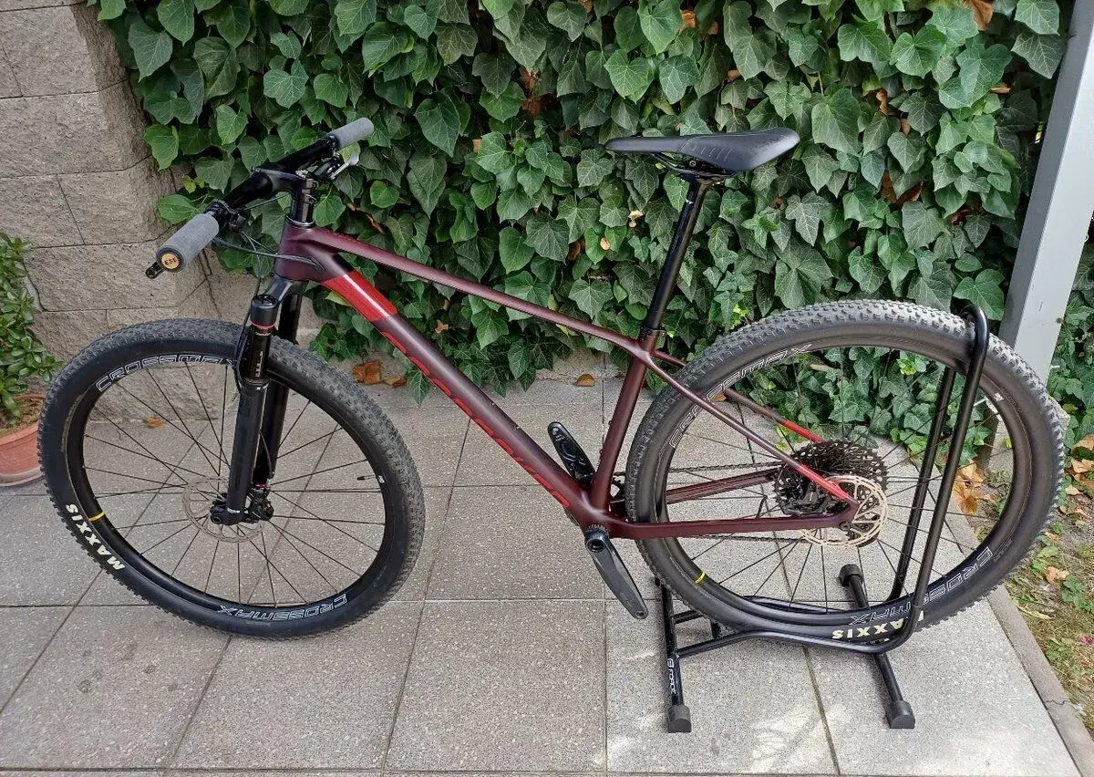 Rám Modraker Podium Carbon + vidlice SID