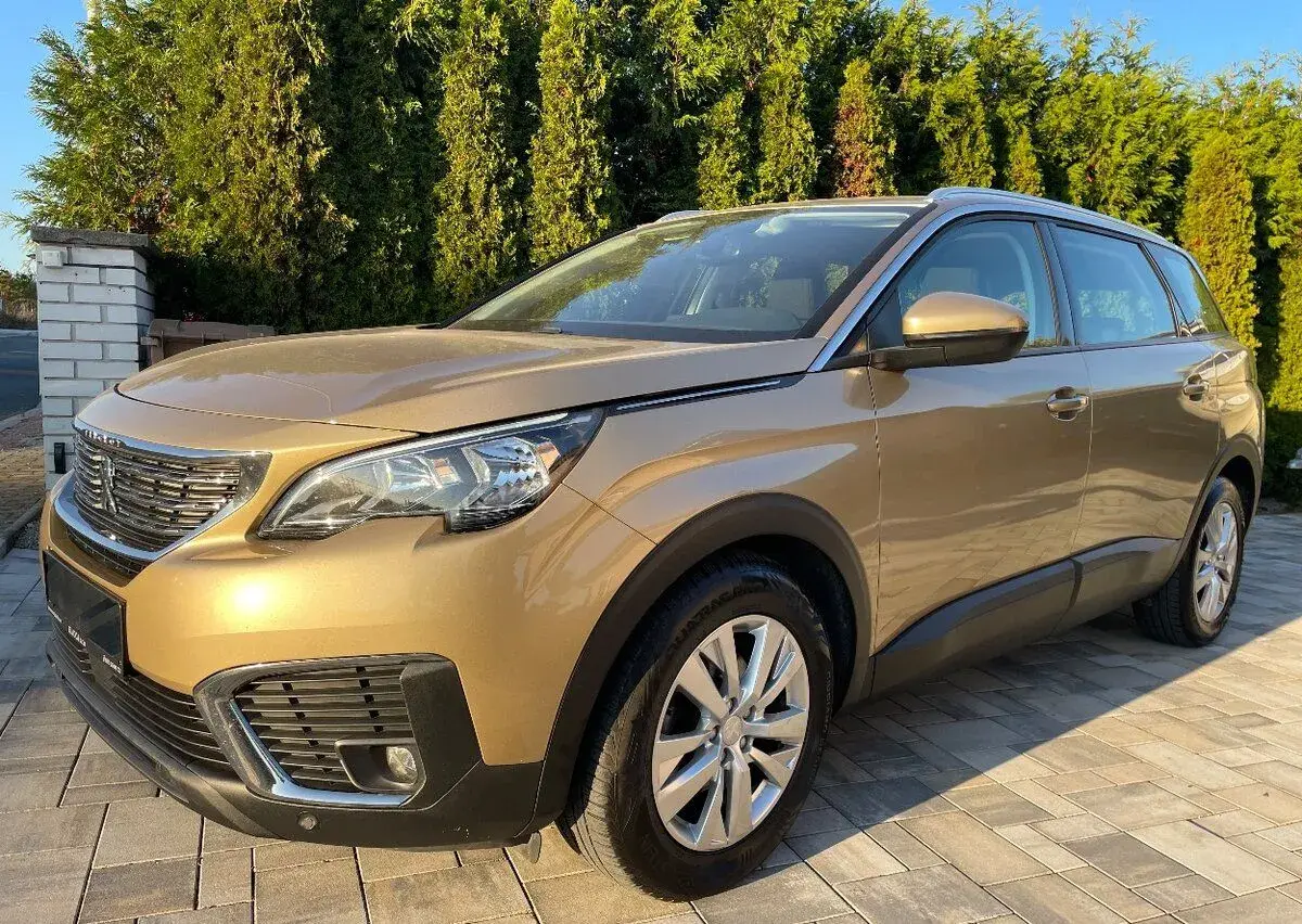 Peugeot 5008 – 2018, 161 800 km