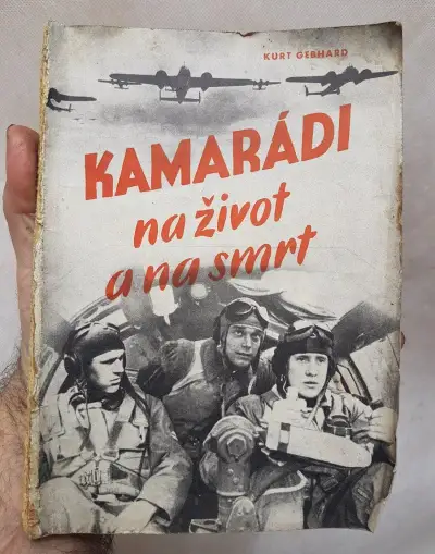 kniha z roku 1943 Kamarádi na život a na smrt Luftwafe WWll