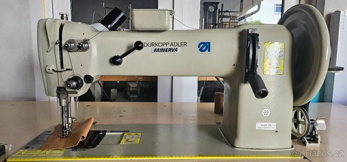 šicí stroj MINERVA DÜRKOPP ADLER-01258 P4