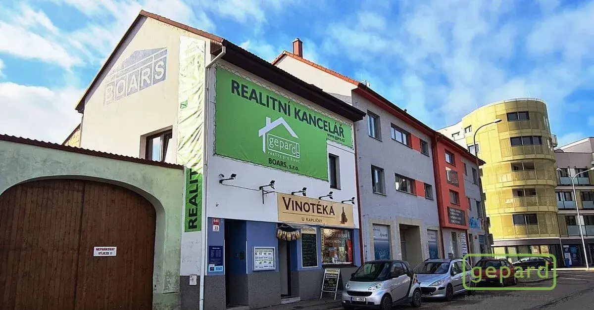 Rodinný dům s obchodními prostory k podnikání, širší centrum