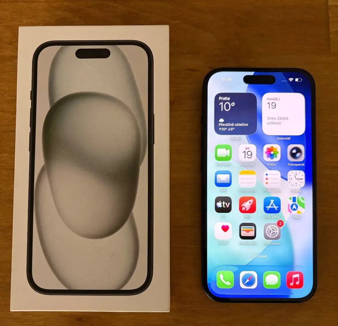 Apple Iphone 15 256 GB černý/black